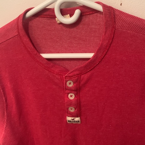 Gorgeous Light Red Hollister quarter button long sleeve Waffle cut shirt SZ XL - Picture 2 of 8